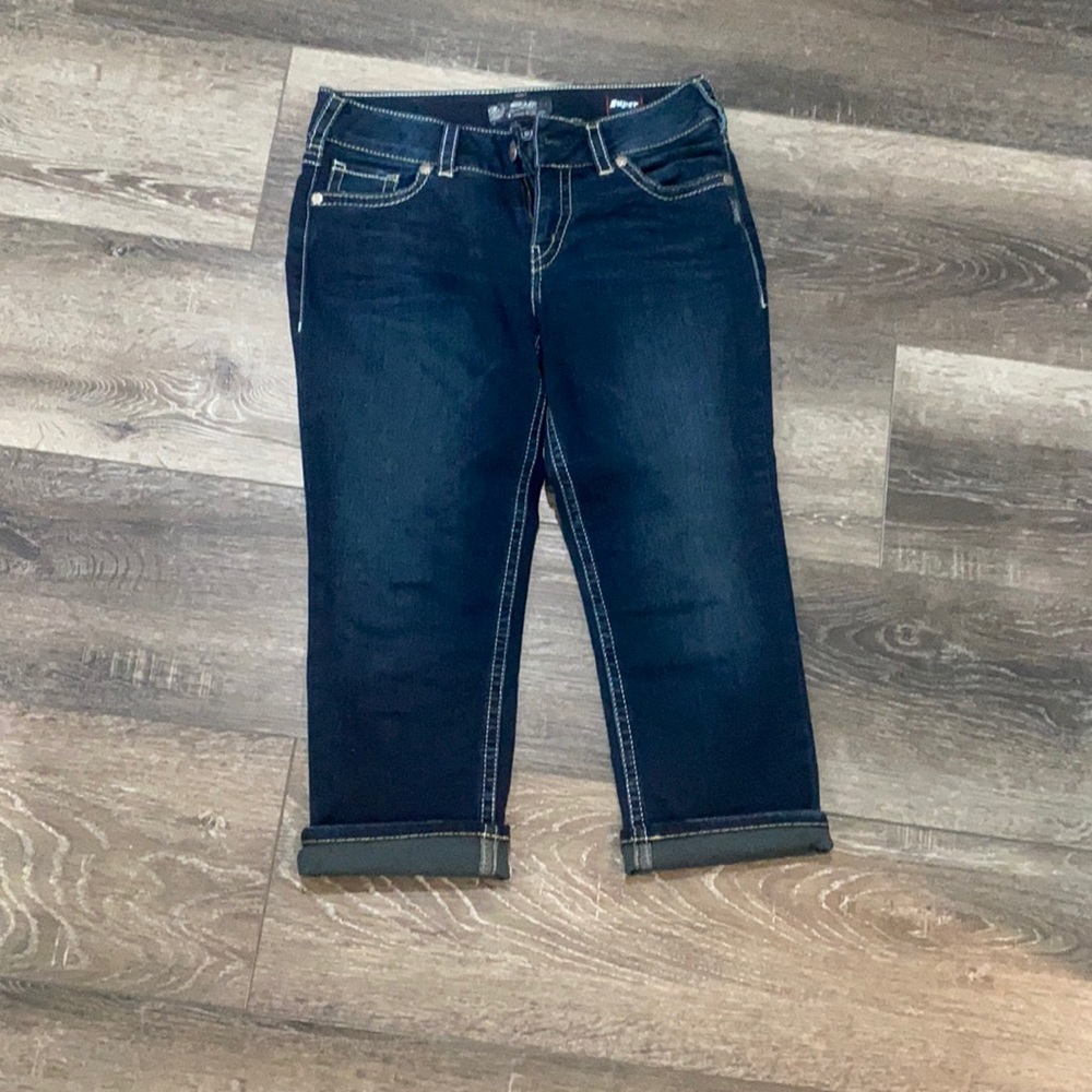 Silver Brand Capris Jeans